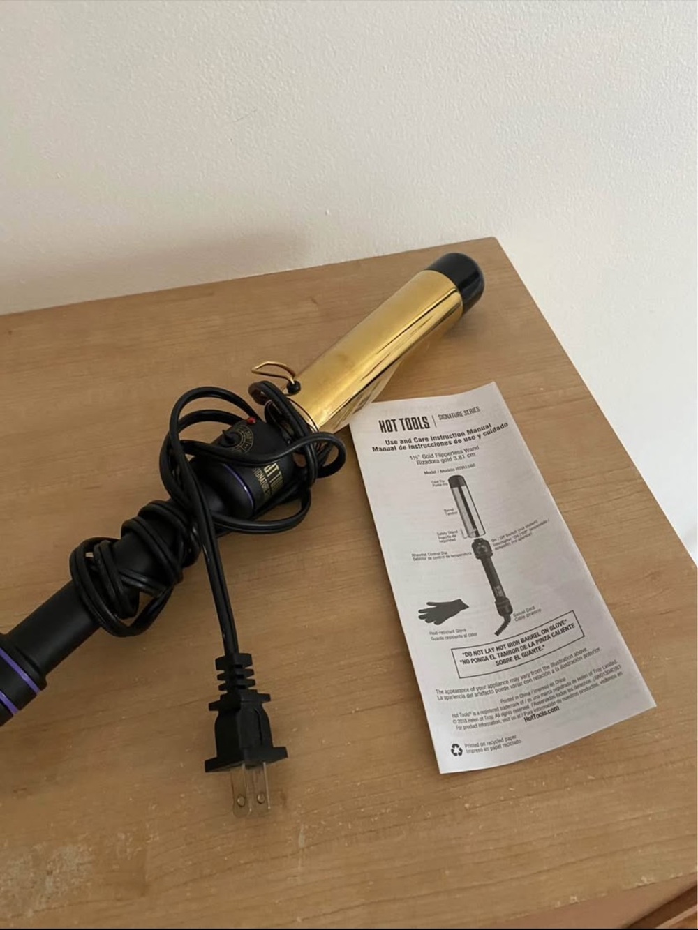 Hot Tools 1 1/2” Gold Flipperless Wand